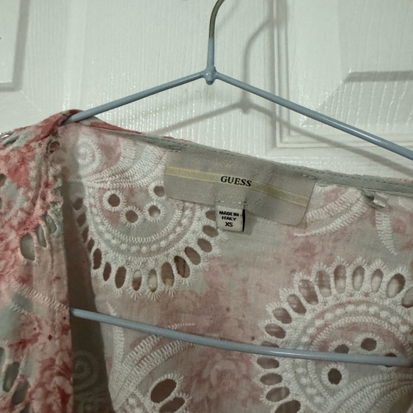 Guess top - Picture 3 of 3